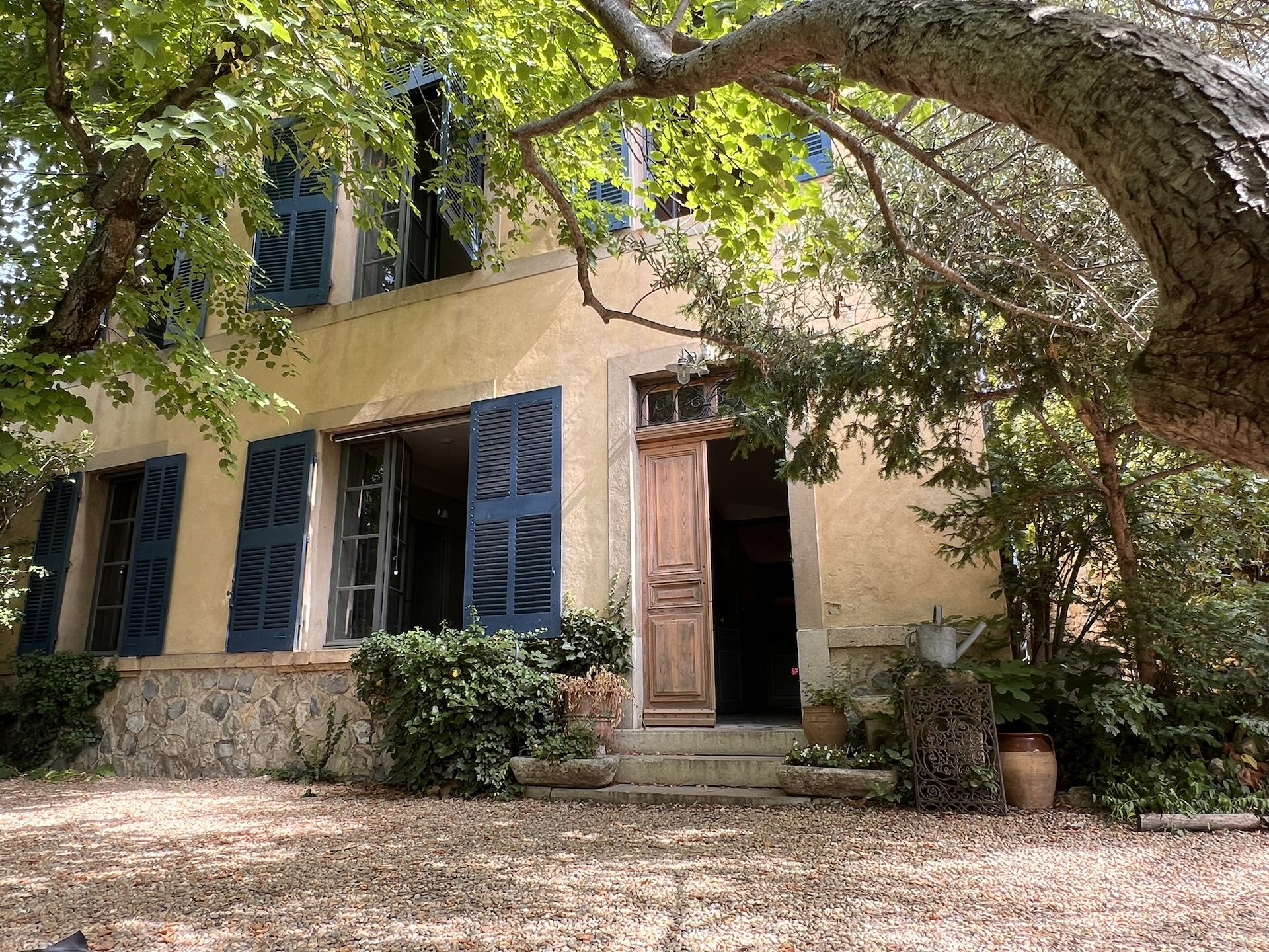 Atelier des Lauves - Facade Sud _ Office de Tourisme Aix-en-Provence