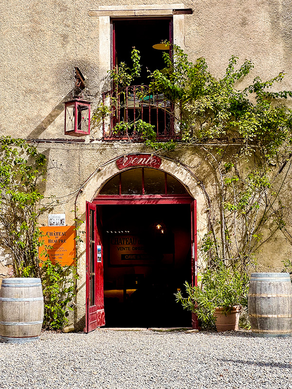 beaupre-cave-1 Chateau Beaupre pays d'Aix-en-Provence