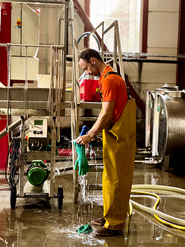 beaupré-cave Chateau Beaupre pays d'Aix-en-Provence