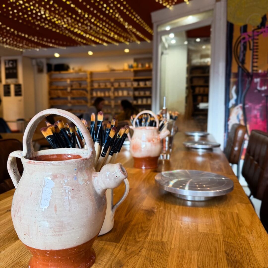 Pot Pote - Café céramique - Aix-en-Provence _ crédit Office de Tourisme d'Aix-en-Provence - 2 Pot Pote - Café céramique - Aix-en-Provence _ crédit Office de Tourisme d'Aix-en-Provence - 2